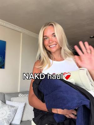 A post by @frida.leonore on TikTok caption: Annonse @nakdfashion, Koden fridaleonore gir 20% på alt salg hos NAKD i 7 dager❤️ Anbefaler å sjekke ut!