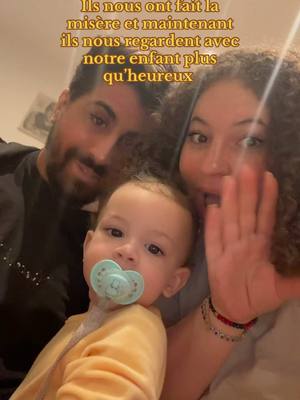 A post by @melissabassit on TikTok caption: On vous voit regarder nos comptes toute la journée 😘 #trend #fyp #baby #pourtoi #family 