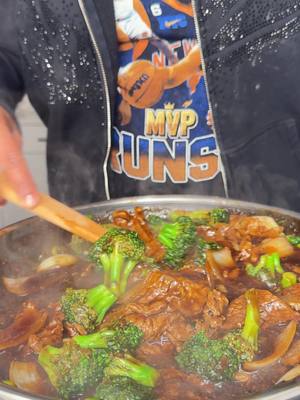 A post by @daronthechef on TikTok caption: Beef and Broccoli! 😁 2 Pounds Rib Eye Steak (Thinly Sliced)  1 Teaspoon of Baking Soda  Kosher Salt (To Taste)  White Pepper (To Taste)  1 Onion (Roughly Chopped) 1 Piece of Ginger (Chopped)  4 Cloves of Garlic (Chopped)  1 Stalk of Green Onion (Chopped)  Marinate for an hour.  1 Egg  1 Tablespoon of Cornstarch  2/3 Heads of Broccoli  2 and 1/3rds Cup of Warm Water  1 Tablespoon of Better Than Bouillon (Beef Flavor) - Adjust as you go along.  1 Teaspoon of light Soy Sauce and dark soy sauce  2 Tablespoons of Brown Sugar  2 Teaspoons of Oyster Sauce  2 Teaspoon of Shaoxing Wine, and Rice Wine Vinegar  Grated garlic & Ginger  Green onion  Cornstarch Slurry -  1/4th cup of cold water  2 Tablespoons of Cornstarch.  Cook your steak down for about 3-4 minutes. Add in your onions, and cook an additional 2-3 minutes. Remove from the pan. Make your “beef brother” and add it to the same pan. Let it come to a slow boil, and add in your corn starch slurry. Let it thicken up and then add you steak back. Add in your blanched broccoli and let it cook for about 5 minutes. 