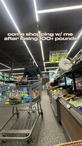 A post by @taetheevirgo on TikTok caption: come shopping with me for the week🛒🥗 - 🚨GIVEAWAY TIME!🚨 As a thank you for all the support , I’ll be doing a giveaway‼️ , Don’t miss your chance to win—I’ll be posting more detail soon stay tuned!🔥 - #groceryhaul #mealprep #easymealprep  ##grocerystore#highprotein #weightloss #gymtok #cleaneating #eatinghealthy #foodhaul #mealprepideas #fyp #fitnessmotivation #loosingweight #weightlossjouney #fypシ#weightlossmotivation #100poundweightloss #bodyrecomposition #gym #bodytransformation #caloriedeficit #healthy #caloriecounting #mealprepideas 