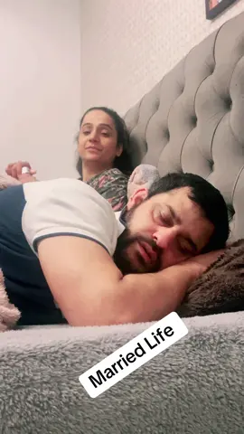 A post by @akhilsinghandotra on TikTok caption: Married life #foryou #foryoupage #comedy #trending #viralvideo #husbandandwife #marriedlife @TikTok @TikTok UK @TiktokPakistanOfficial @TikTok Nepal 