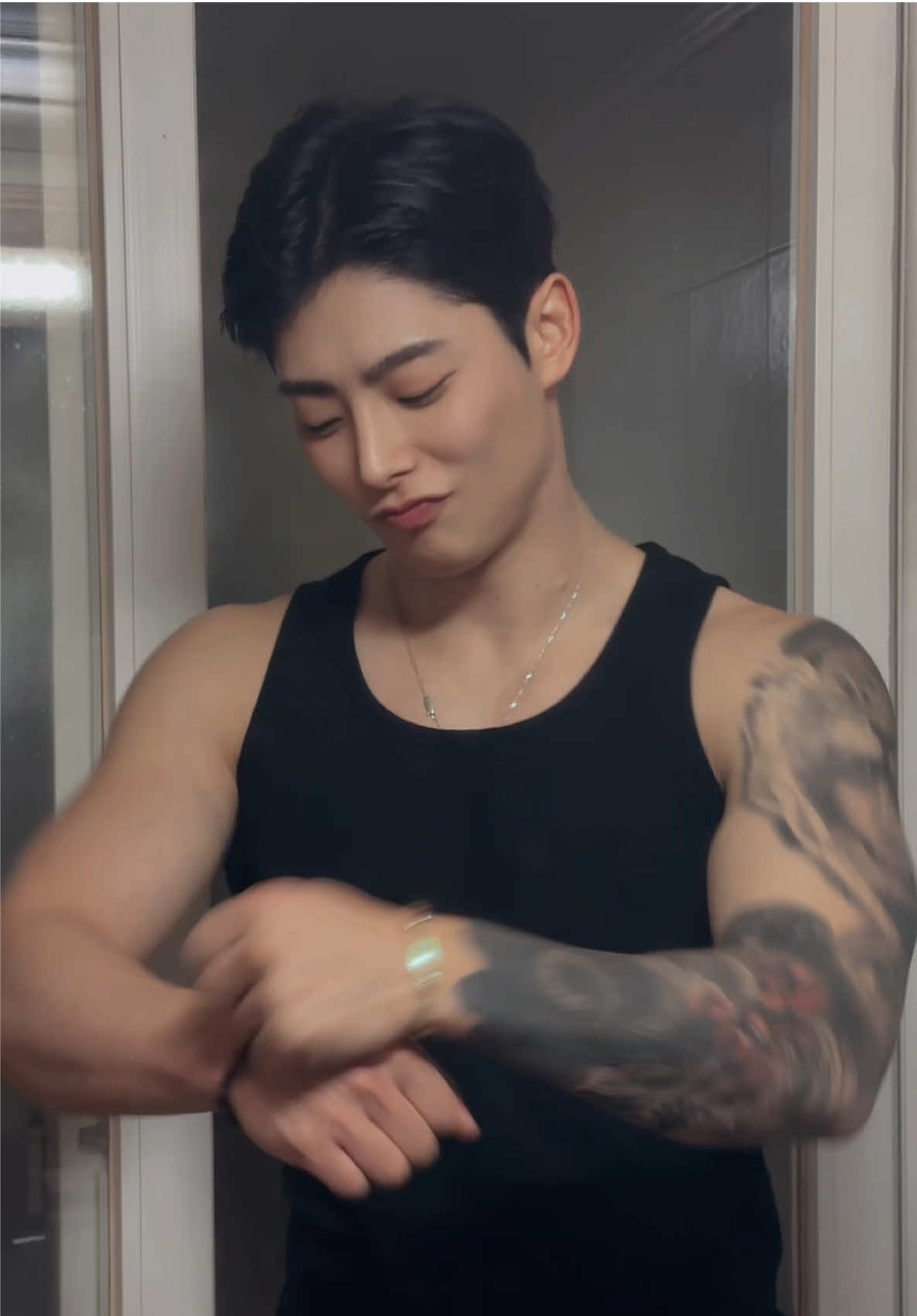 A post by @gurrms0630 on TikTok caption: I don't have a partner😭