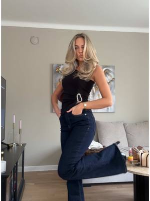 A post by @aasaelisabeth on TikTok caption: I don’t know why but these jeans make me feel so feminine 🧚🏼‍♀️ #outfit #fitcheck #jeans #scandinavianstyle 