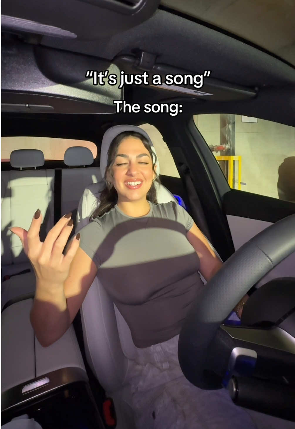 A post by @kayleighjudith on TikTok caption: Never just a song. Seeing them live last year was such an emotional & nostalgic experience. I truly enjoyed every minute🥲❤️. As always drop your requests in the comments 🫡.