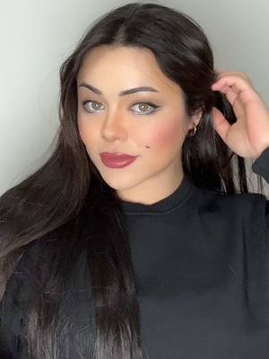 A post by @demetbasturk on TikTok caption: #türkanşoray #türkanşoraymakyajı 🥰