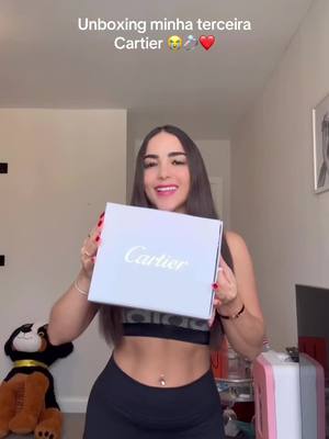 A post by @alineborgexx on TikTok caption: Mais uma Cartier para minha coleção 😭💍❤️ #cartier #luxury #anel 