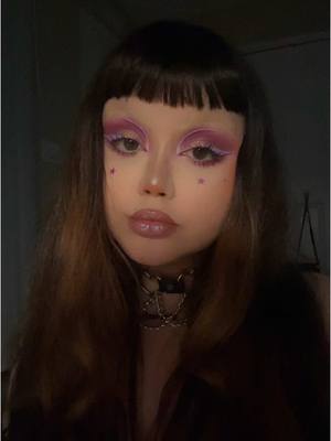 A post by @earthxluvr on TikTok caption: just wanted to show off my makeup real quick ♥️