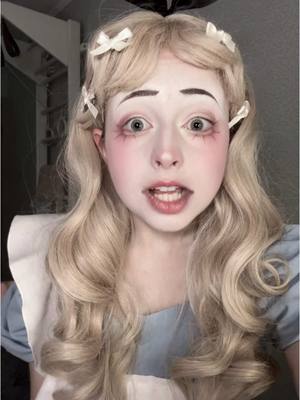 A post by @endomarf on TikTok caption: Witch Alice¿@Веранися #aliceinwonderland #alicemadnessreturns #makeup #cosplay 