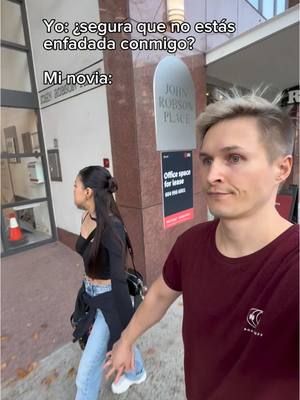 A post by @skyandtami on TikTok caption: Segura que no estás enfadada? 🙃