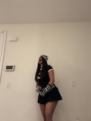 A post by @stunnaababy_ on TikTok caption: My vibes fr RAWR XD 🖤 #fypシ゚viral 