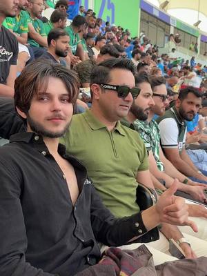 A post by @nadeemmubarakofficial on TikTok caption: Who will win ? #nadeemmubarakofficial #army804 