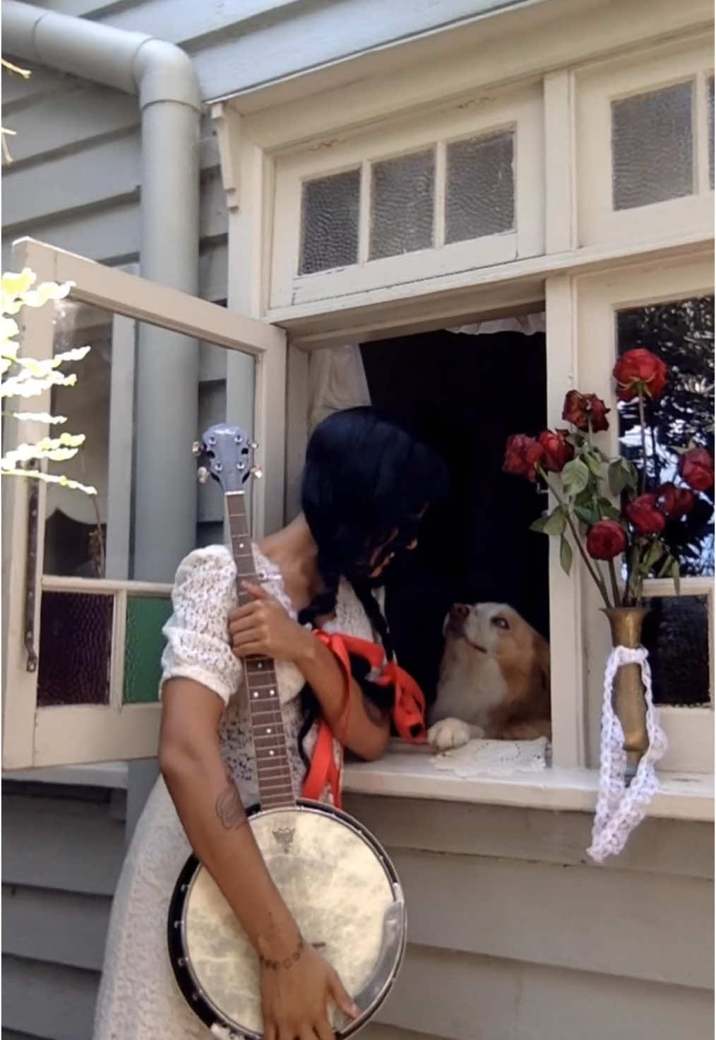 A post by @anisha_o4699 on TikTok caption: Sunday sun with my pair. (I’ve finally been learning the banjo and having so much fun eee) #fyp 