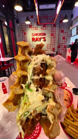 A post by @6.i2aa on TikTok caption: ريز فرائد تشكن شرفات الندى بالرياض 🫰 😋 #مستر_تست #مطاعم #برجر #رمضان #تجارب #تغطيات #الرياض #رمضان #وصفات #اذان #اكسبلور #CapCut 