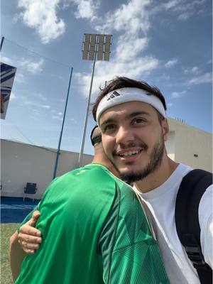 A post by @bashar_arabi on TikTok caption: فخور فيك🤍 @KHALID ALOLYAN 🇸🇦🐪  ترقبّوا مقطع قوي الأربعاء مع @همكس | hemex ⚽️  و خالد العليان🔥 #بشار_عربي #bashar_arabi 