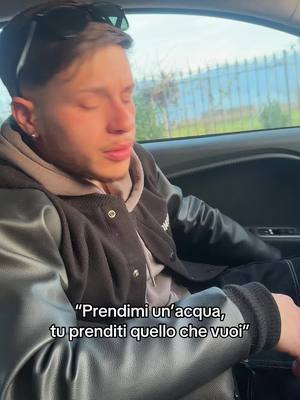 A post by @michiamanopam on TikTok caption: Tagga il/la tuo/a ragazzo/a🩷