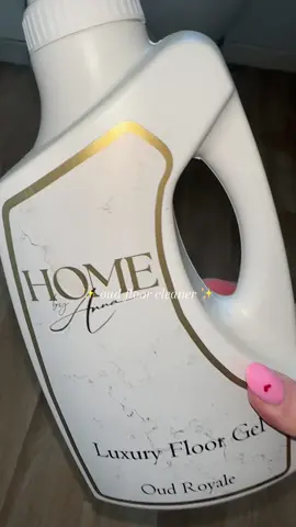 A post by @cleanwithabbi on TikTok caption: The smell 😍 - the before & after 👌🏻 @Littlespanishcleaningco #oudscents #floorcleaning #satisfying #CleanTok #asmr #cleanwithabbi 