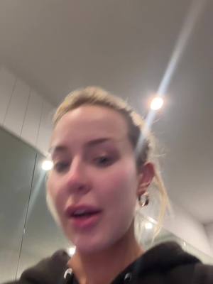 A post by @tanamongeaulol on TikTok caption: :/