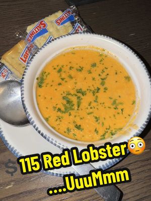 A post by @justinchopelas on TikTok caption: Let try 🦞”Red Lobster”😳 I Made A Mistake!🤦‍♂️ @Red Lobster #fyp #Foodie #chopelasreviews #fypシ #foodvlog #foodcritic #foodreview #RestaurantReview #redlobster #lobster #crablegs 