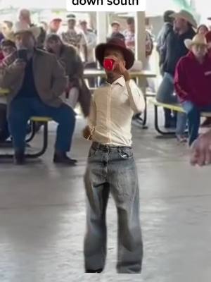 A post by @trendsetterrrrrrr on TikTok caption: I ain’t going lie this dude a clown 🤣