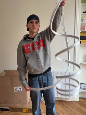 A post by @sulivangwed on TikTok caption: Mission : NOUVEAUX RIDEAUX 🏠@Sami Loft 