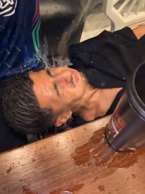A post by @fares_salvatoree on TikTok caption: Un magicien ne révèle jamais ses secrets 😂 @Zizou 👑 