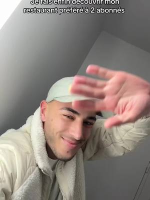 A post by @illyeskays on TikTok caption: J’aime faire plaisir à quelques abonnés temps en temps. Restez branchés car ça arrive souvent que j’en sélectionne au hasard dans les commentaires 👀