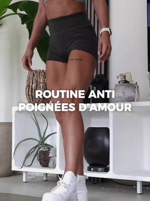 A post by @karolinerobestrong on TikTok caption: Routine poignée d'amour en 14 jours #poigneedamour #perdrelespoigneesdamour exercices pour perdre les poignées d'amour #perdredeshanches