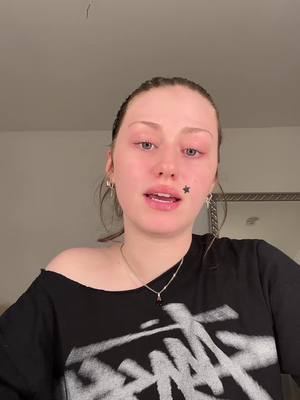 A post by @yanaclare on TikTok caption: was haltet ihr von meiner kontroversen hose?