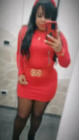 A post by @yari20217 on TikTok caption: #fyp #fypシ 💋❤️💥