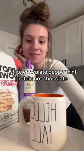 A post by @carolineefitness25 on TikTok caption: Holy cowwww these are so insanely good!!! I’m gonna need you to keep this flavor all year round plsssss @Clean Simple Eats #protein #weightloss #lowcalorie #howtoloseweight #highprotein #proteinhotchocolate #proteinshake #proteinpowder #cleansimpleeats #cleansimpleeatsprotein #healthy #fittok #Fitness 