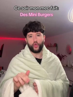 A post by @_iamzak_ on TikTok caption: Recette facile de Mini Burgers 🍔 