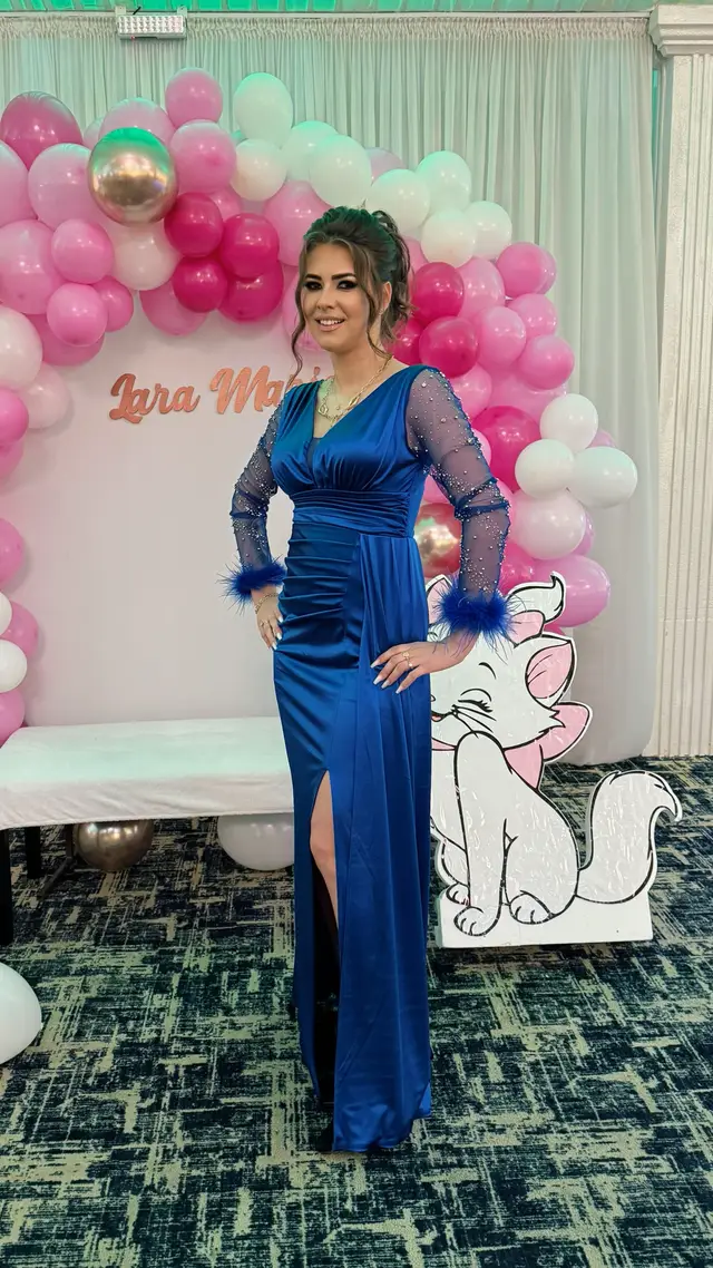 A post by @elenabaroian6 on TikTok
