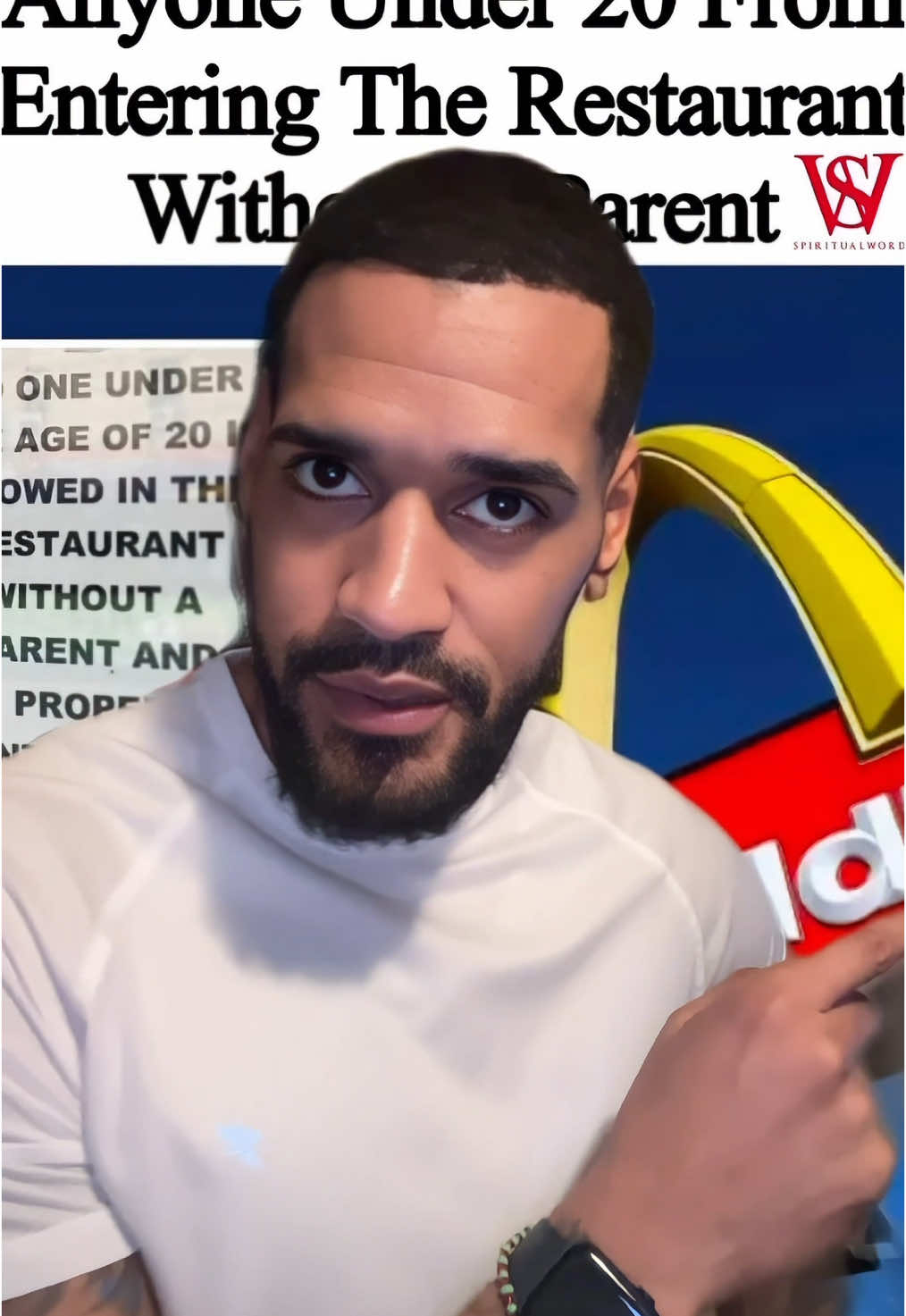 A post by @davinci_beau on TikTok caption: Plssss lmaoooo what is happening 😂😂😂 #fyp #foryoupage 