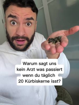 A post by @vitamindking on TikTok caption: 20 Kürbiskerne täglich essen??? #kürbiskerne #haarausfall #gesundessen #beautytips #haarwachstum #aufklärung #gesundheitstipps #fyp 