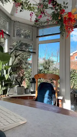 A post by @mcrlooklash on TikTok