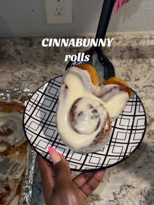 A post by @beautybytian on TikTok caption: So excited that Spring is approaching and that means cinnabunny rolls 💚🩷😋 #fyp #foryoupage #pov #pointofview #cinnamonroll #cinnamonrolls #easter #easterbunny #food #foodtiktok #FoodTok #cooking #cookingtok #cookingtiktok #homemadefood #deliciousfood #satisfying #aesthetic #aestheticedits