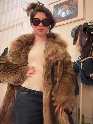 A post by @grapejuicenads on TikTok caption: thursday thrift moment ! #thrifthaul 