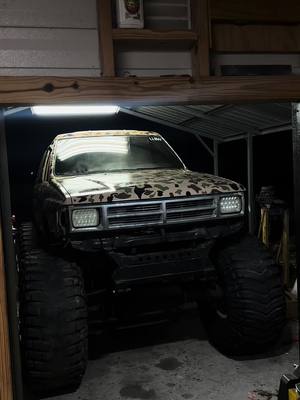 A post by @j__bo__ on TikTok caption: Finishing it soon🙏🏼 . . . . . . . . . . . . . . . #46s #toyota #17s #40s #glads #gladiators  #superswampers #4runner #4runna #squat #bubbatruck🌾 #tsl #boggers #squattedtrucks #dbsound #stuntwall #stero #caraudio #weld #bog #mudtruck #22s #1stgen #80s #hardtop #fyp #fypシ #arnold #apocalypse #deafbonce #flawlesswhipz #4dz #leanin #fts #LLB #LLK 