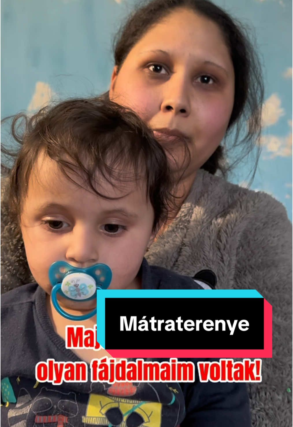 A post by @jakobalapitvany on TikTok caption: Egy pici zsákfaluban laknak négyen szegényes körülmények között de tisztán. Nagyon kedvesek voltak és nagyon örültek nekünk ahogyan mi is, hogy felkereshettük őket🤗#mátraterenye#szeretet #segítség #jakobalapitvany 