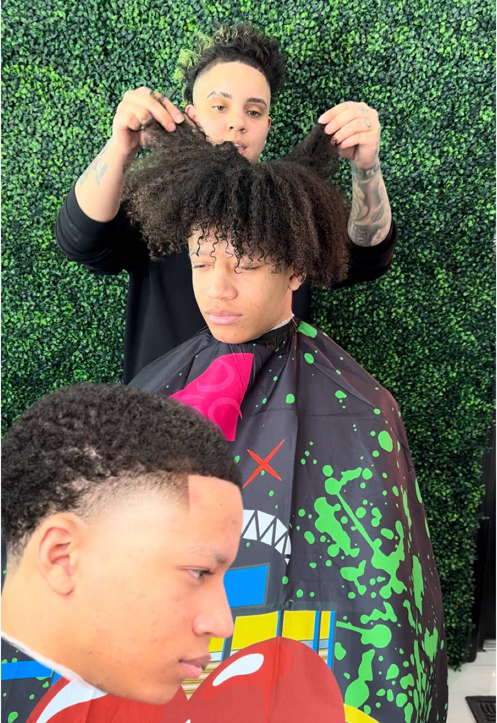 A post by @ on TikTok caption: ✂️ #bigchop #transformation #buffalony @StyleCraftUS 