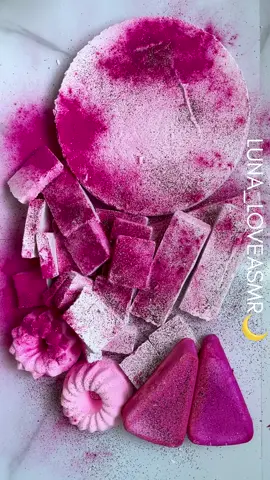 A post by @luna_loveasmr on TikTok caption: Crunchy Pink 💕 #gymchalk #fvoyt #lunachalk #chalktok #asmrtiktoks #chalkart #crunchyasmr #oddlysatisfying #anxietyrelief #chalkreforms NO EDITS OR REPOSTS