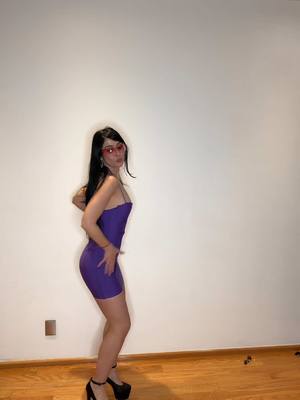 A post by @lupitavillalobosb on TikTok caption: Respuesta a @???🦋 #lupitavillalobos bailando tribal? JAJAJAJAJAJA KHEEEEEE? 