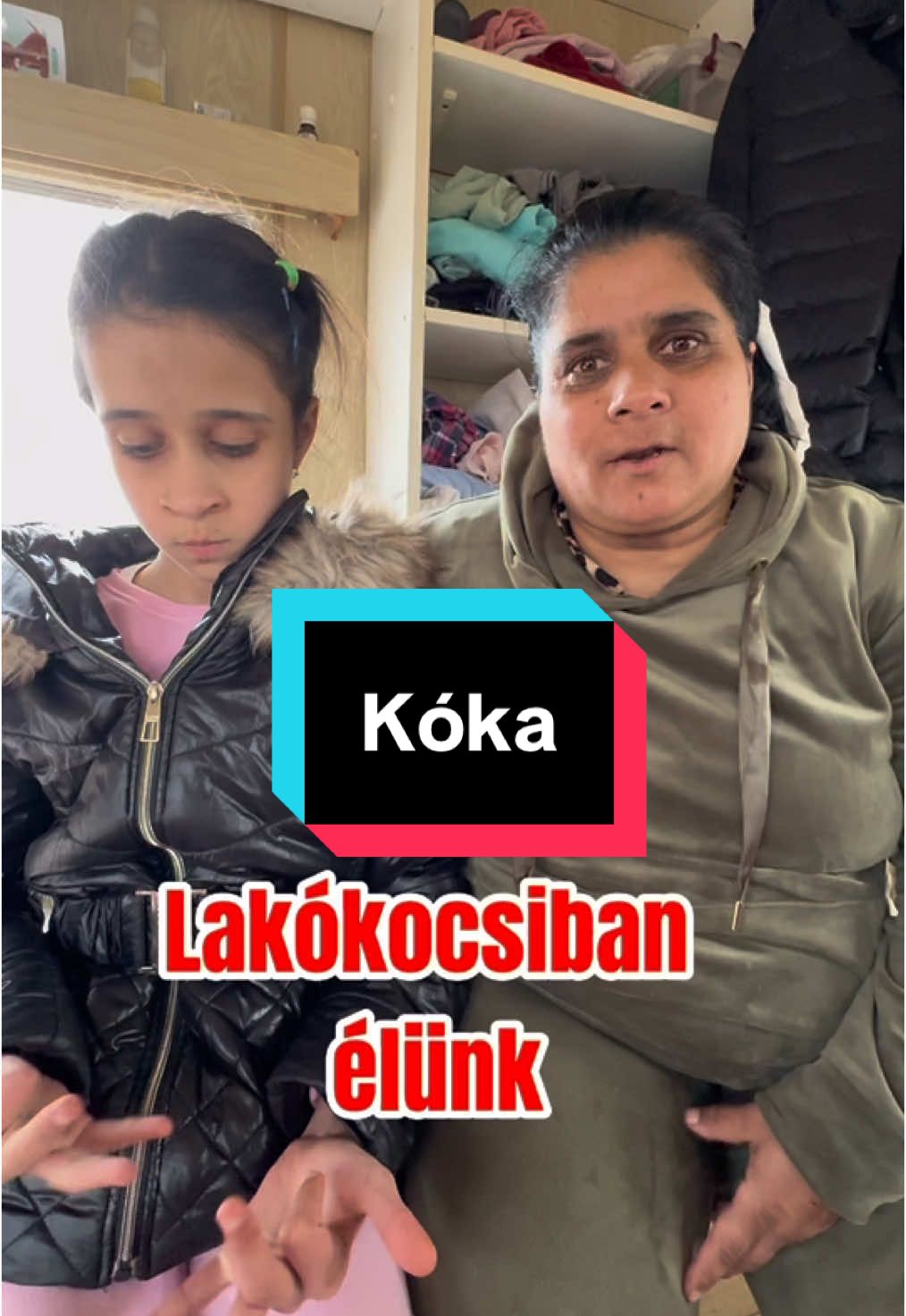 A post by @jakobalapitvany on TikTok caption: Egyetlen szikra és egy normálisabb élethelyzetből egyből borzasztó körülmények lesznek. De azt a picit ami nekik van legalabb rendben, tisztán tartják, csak nem tudnak tova lépni. #kóka#szeretet #segítség #jakobalapitvany 