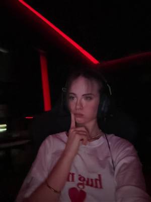 A post by @cemresolmaz on TikTok caption: İftar sonrası azıcık oyun 