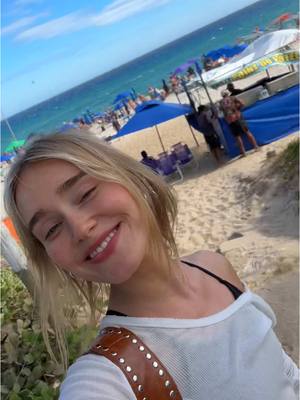 A post by @sinadeinert on TikTok caption: From winter to summer in one day 😌 I like 🤝🇧🇷 