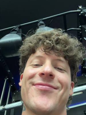 A post by @ondreazlopez on TikTok
