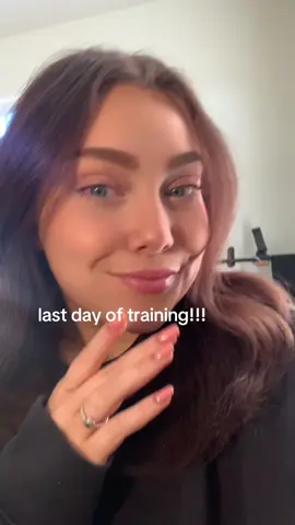 A post by @camillababyy on TikTok caption: and then I’m an actual employee at nuuly aaaaagbdndjdhdb