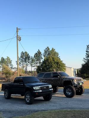 A post by @j__bo__ on TikTok caption: THE bubba man . . . . . . . . . . . . . . #46s #toyota #17s #40s #glads #gladiators  #superswampers #4runner #4runna #squat #bubbatruck🌾 #tsl #boggers #squattedtrucks #dbsound #stuntwall #stero #caraudio #weld #bog #mudtruck #22s #1stgen #80s #hardtop #fyp #fypシ #arnold #apocalypse #deafbonce #flawlesswhipz #4dz #leanin #fts #LLB #LLK