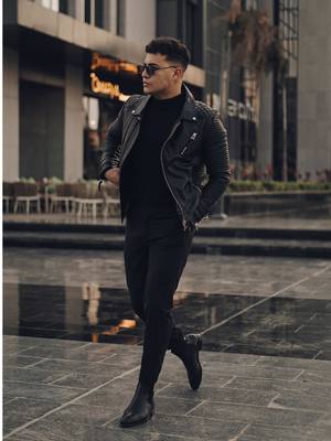 A post by @salah_ahmed9 on TikTok caption: 5 poses let’s go📸🔥 - #style #viral #edit 