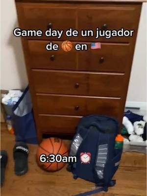 A post by @polforess11 on TikTok caption: Hace dos años ya…⏳✈️ #parati #usa #baloncesto 